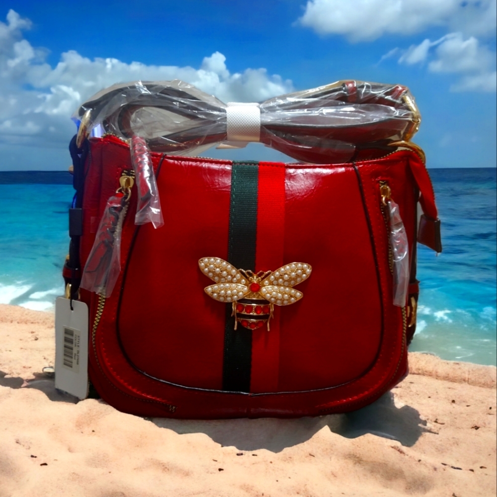 Ladies Beautiful Sporty Red Crossbody Saddle Bag
